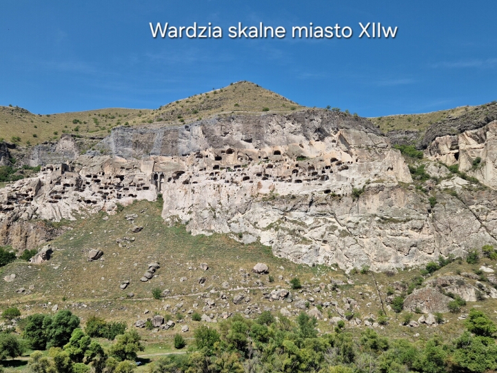 4-Wardzia